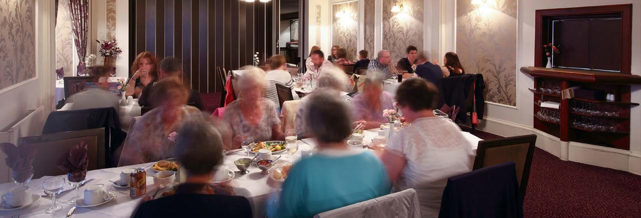 קרנוסטי The Station Hotel מראה חיצוני תמונה